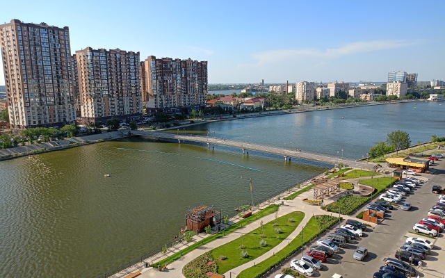 Квартира Green FOX в современном ЖК рядом с рекой