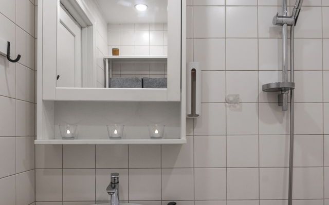 Kvartira 3-Komnatnaya S Vidom Na Gorod Flat