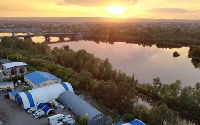 Studiya Na Ulitse Naberezhnaya Irkuta 21 Flat