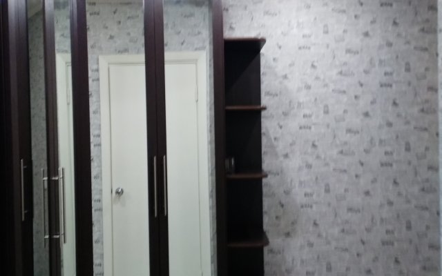 Na Prospekte Lenina 75a Apartaments