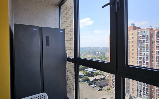 Studiya Raduga Flat