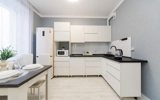 Trekhkomnatnaya U Parka Flat