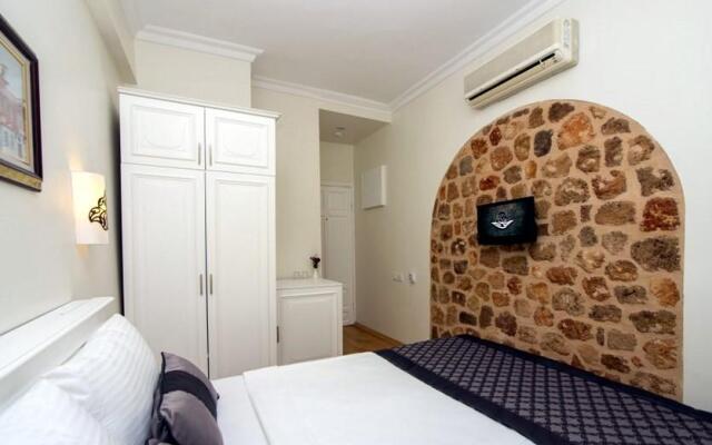Argos Hotel