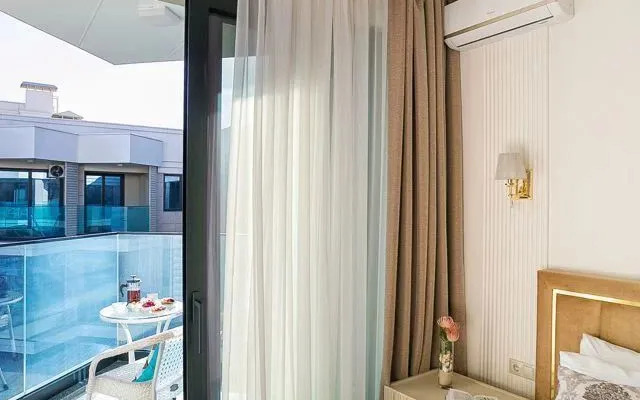 Na Ulitse Drazhinskogo 48 Flat
