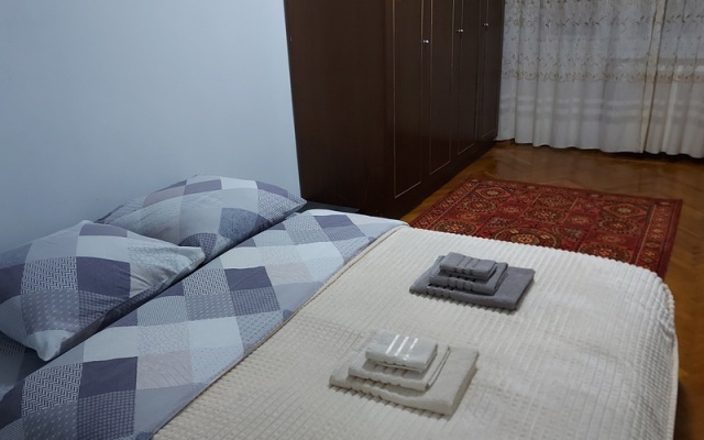V Rayone Meduniversiteta Flat