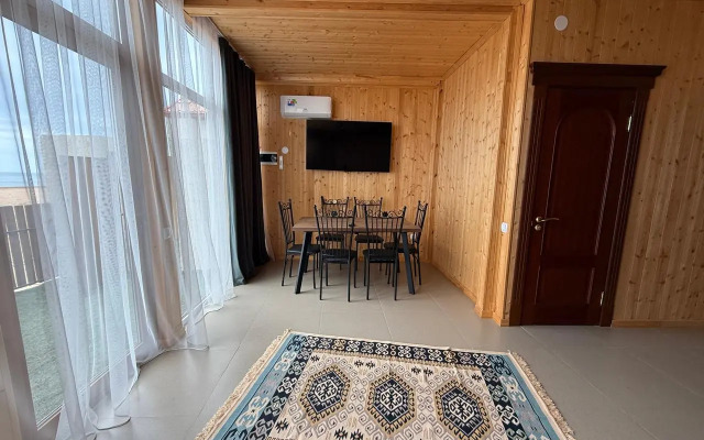 Частный дом Уютный дом  на берегу моря