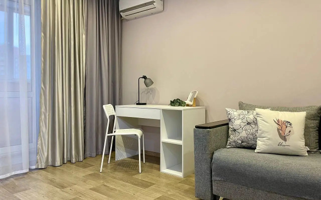 Na Ul. Kalinina 99 Flat