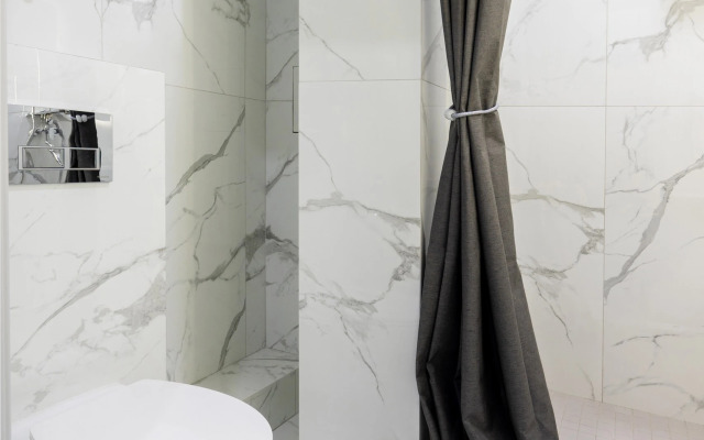 Orange Apart V Tsentre Sochi Na Navaginskoy Apartments