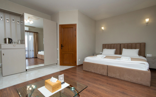 Hillside Guest house
