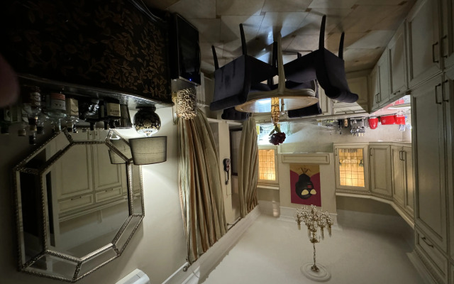 Dizaynerskaya U Kremlya Flat
