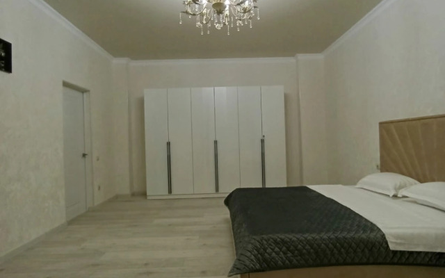 Апартаменты Эльбрусская 19