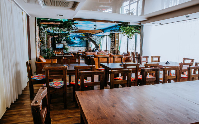 Отель Снежный