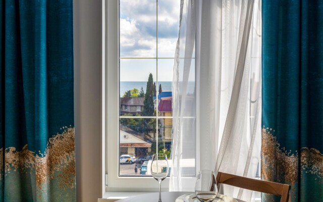 Art Layt Red Apartments Ansel Apartments