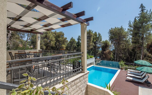 Villa Fani Apartments