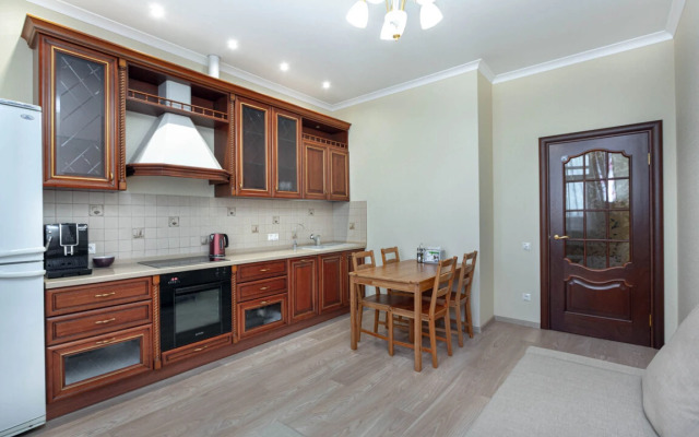 АПАРТАМЕНТЫ REHOME24 на 13 этаже с балконом