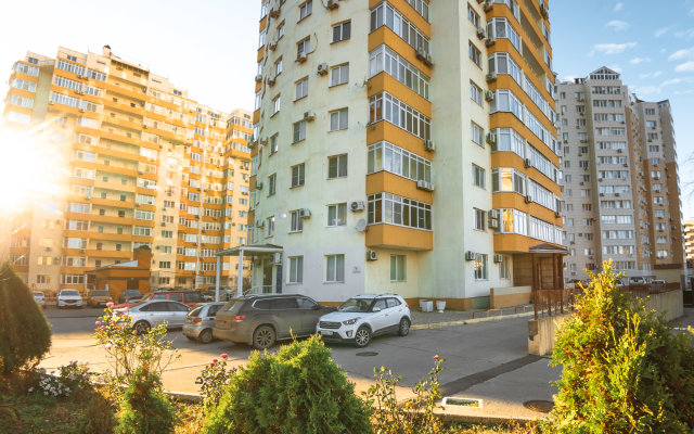 Ryadom S  Krasnoy Ploschadyyu Apartments