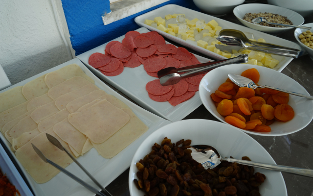 Zeytin Arası Apart Otel