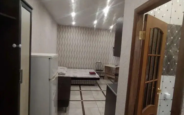Na Gromova, 19 8 Flat