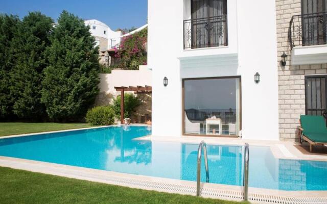 Rana by Important Group Travel Villa