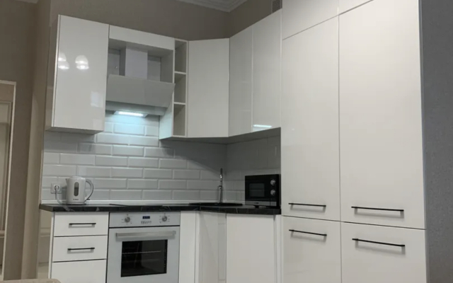 U Muzeya Yantarya Flat