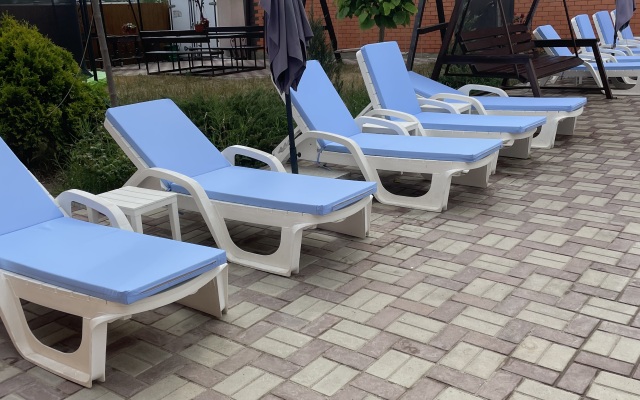 Air Azov Guest House