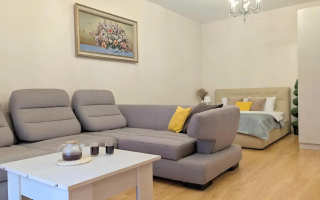 Flat s Balconom v Kurortnoi Zone