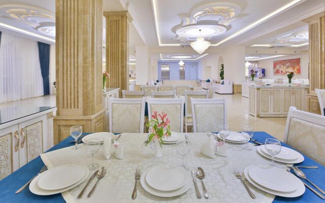 Orient Star Varahsha Hotel