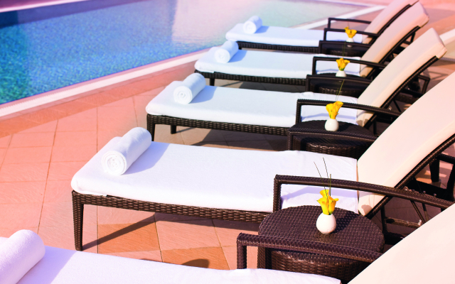 Avani Deira Dubai Hotel