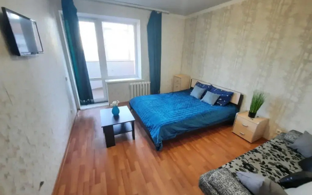 Apartamenty s Vidom na Gorod na Holmogorskaa 4B