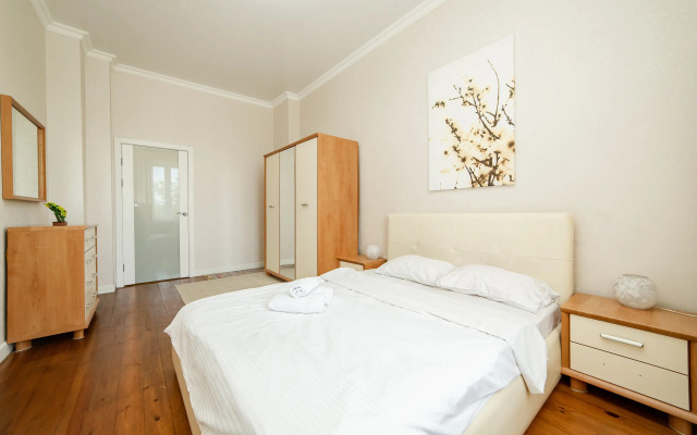 Апартаменты BelaTravel по адресу: Независимости 91