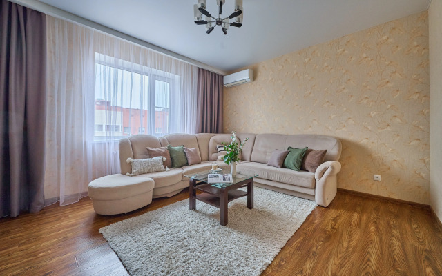 Квартира двухкомнатная рядом с парком Галицкого