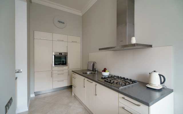 Апартаменты с видом на канал Грибоедова у Невского проспекта