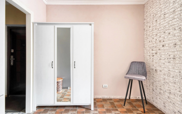 MyhomeYourhome Na Pulkovskoy D1 K2 Apartments