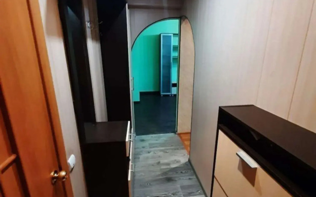 Квартира 4-й Микрорайон 9