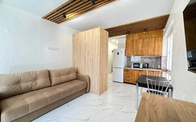 Actor House Apartments