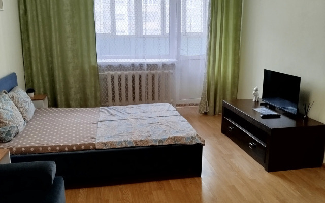 V Tsentre Flat