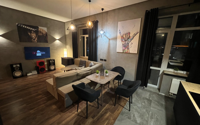 Квартира Лофт 3,5 м Потолок