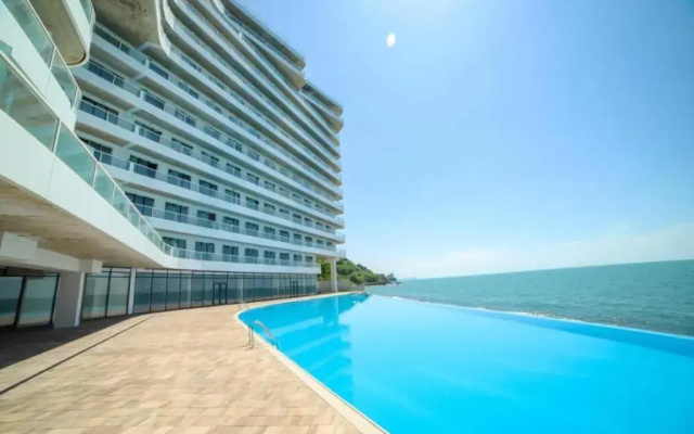 Apartamenty na plaze s vidom na more Bambo Bic Cihisdziri