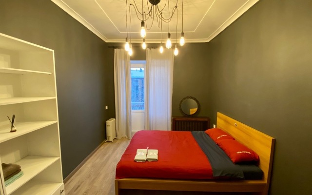 Kalininets 2 Flat with Balcony
