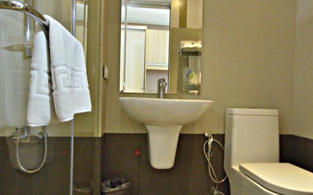 Отель101 Manila- Multi-Use Hotel