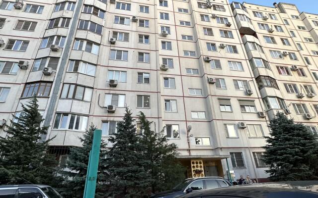 Novouzenskaya 10 A Apartments