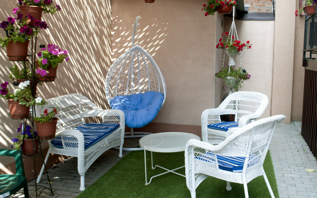 Abrikos Guest house
