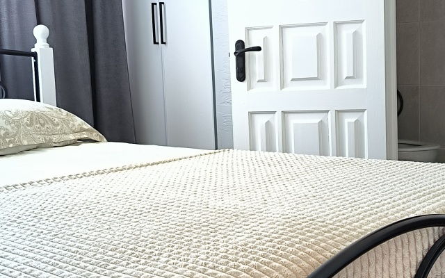 Na Beregu Guest House