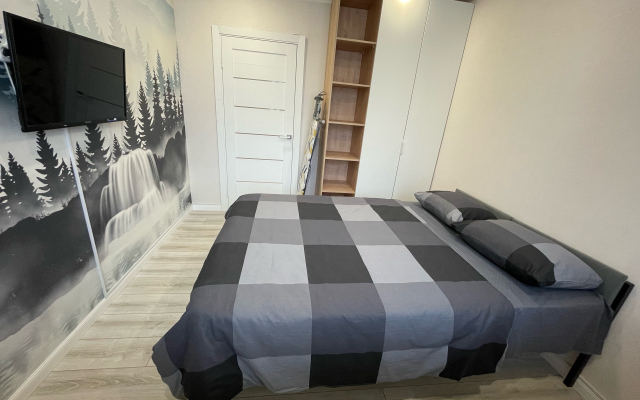 Квартира Трёхкомнатная по адресу Красные Казармы 64