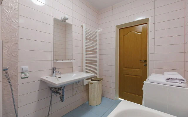 Uyutnaya Studiya V Tsentre Goroda Flat