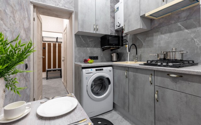 Апартаменты Leohotels на Лиговском, 83 (2+1)