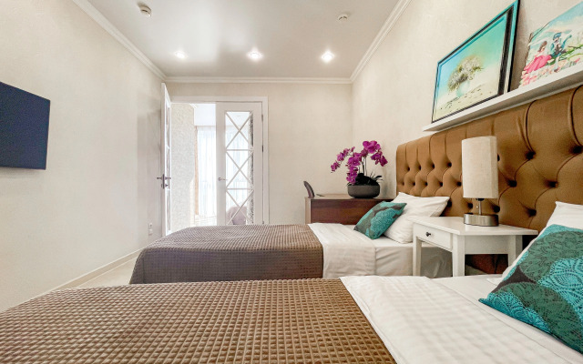 Blu Tower Apartments