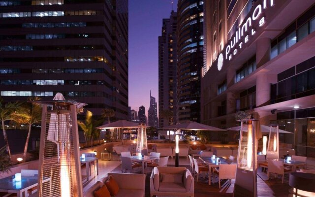 Pullman Dubai Jumeirah Lakes Towers - Hotel & Residence