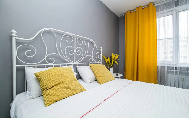 Chistaya i Uyutnaya na Burnakovskoy 77 Flat