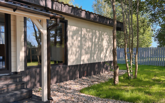 Point 483 Hvojnyj Guest House